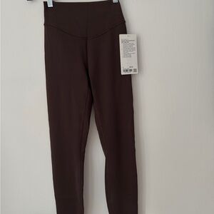 Lululemon Wunder Under SmoothCover ™
HR Tight 28"